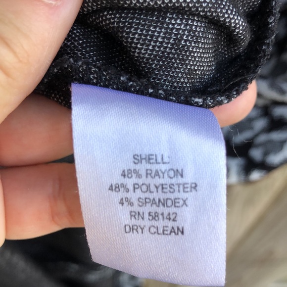 LONDON TIMES Animal Print Sleeveless Dress - Picture 6 of 7